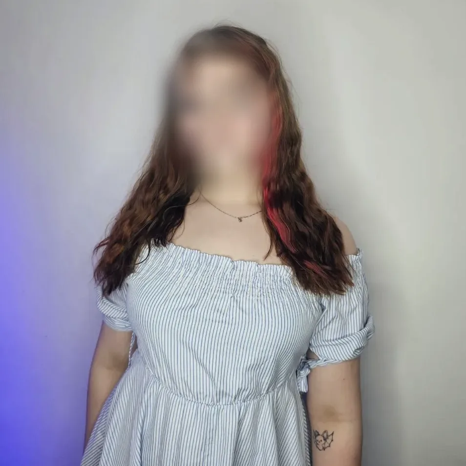 Leyla, 21