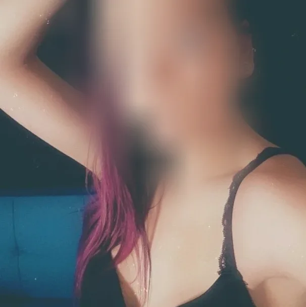 Natalia, 27
